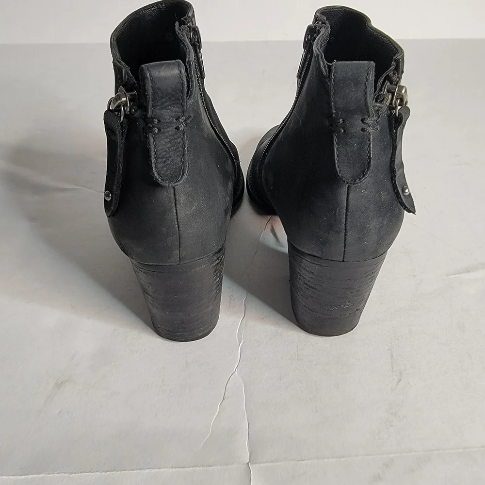 Blondo Nivada Waterproof Booties Sz 9.5 Leather Black Side Zip